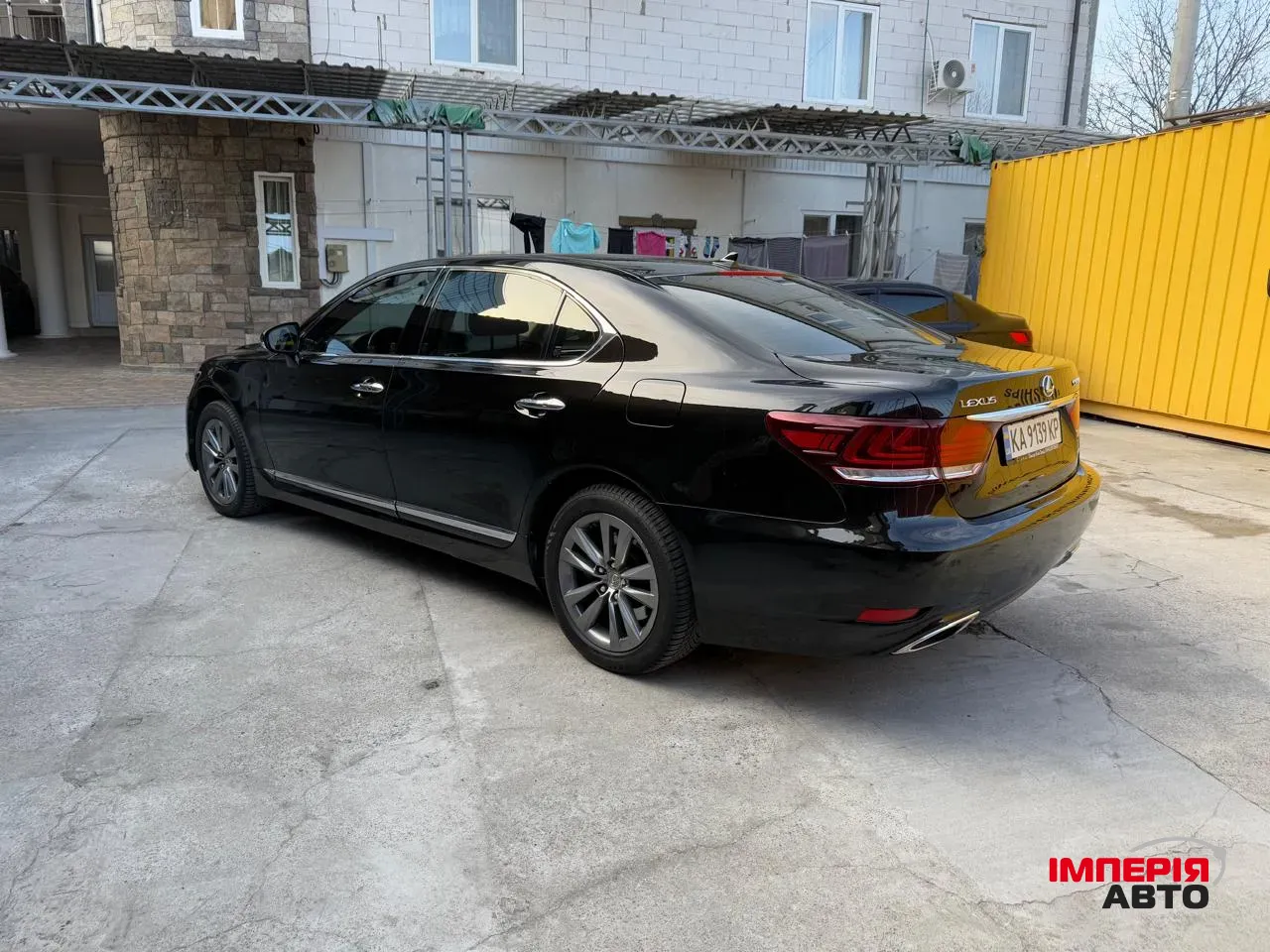 Lexus LS - фото 8