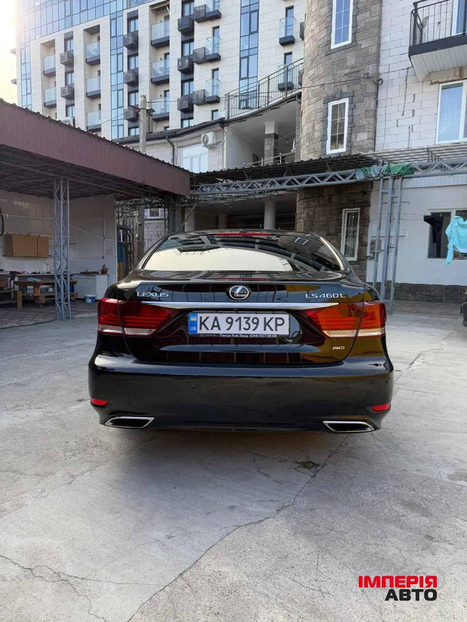 Lexus LS - фото 9