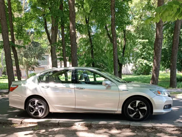 Honda Accord - фото 2