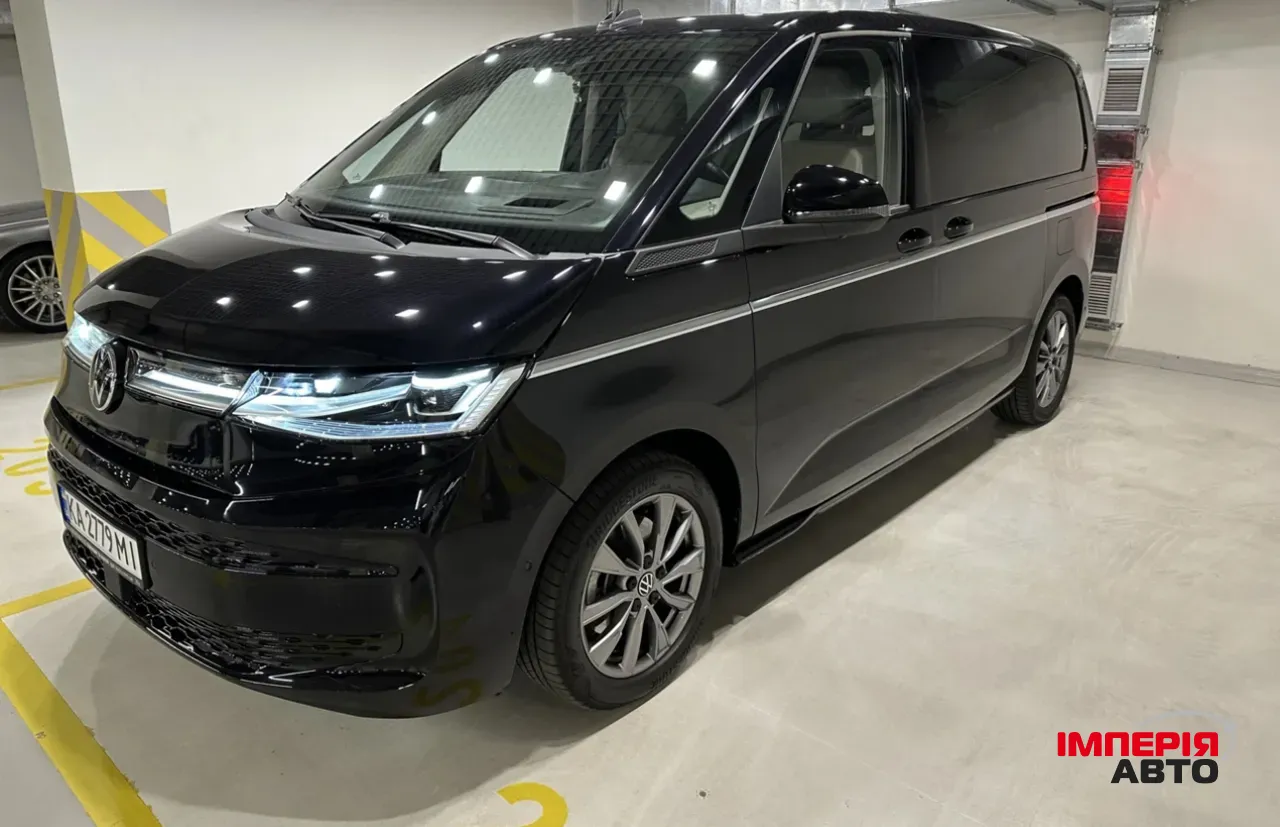 Volkswagen Multivan - фото 1
