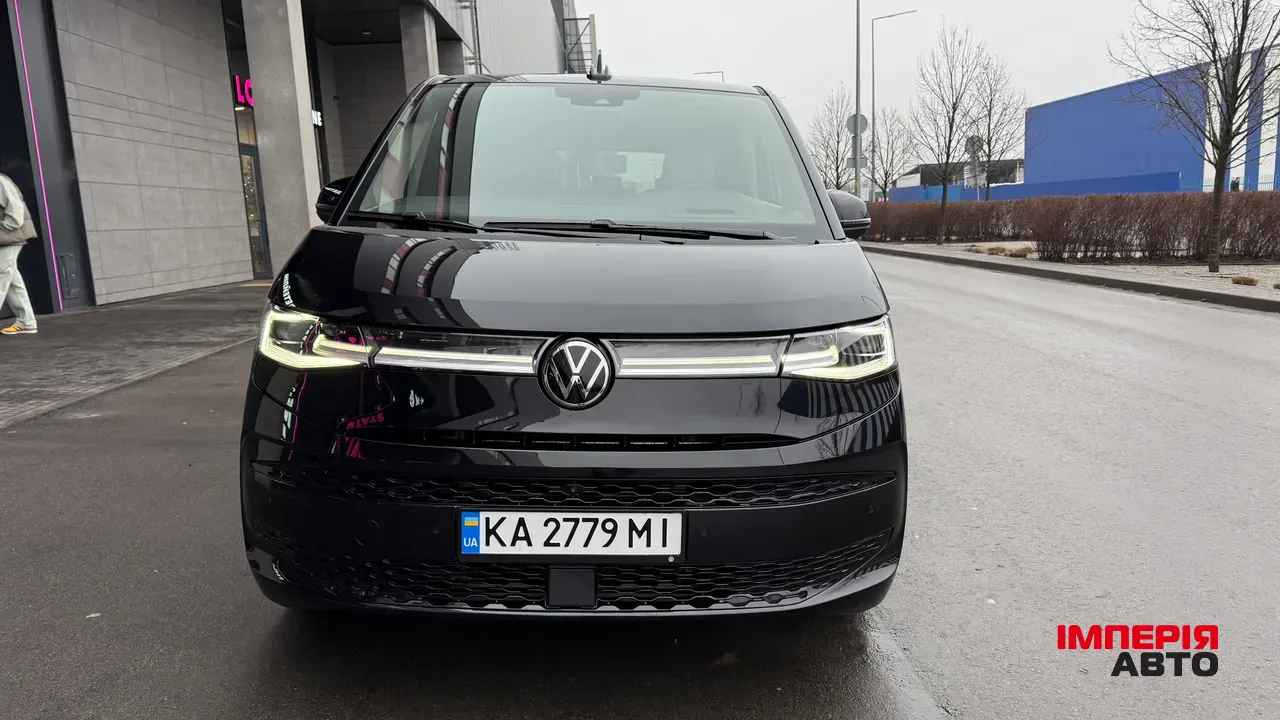 Volkswagen Multivan - фото 10