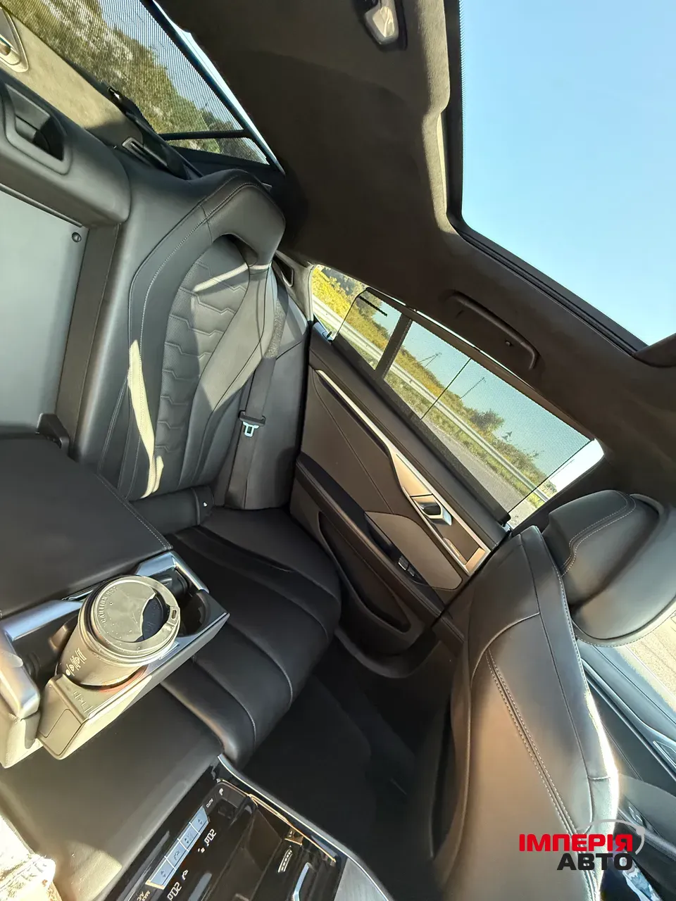 BMW 8 серії - фото 10