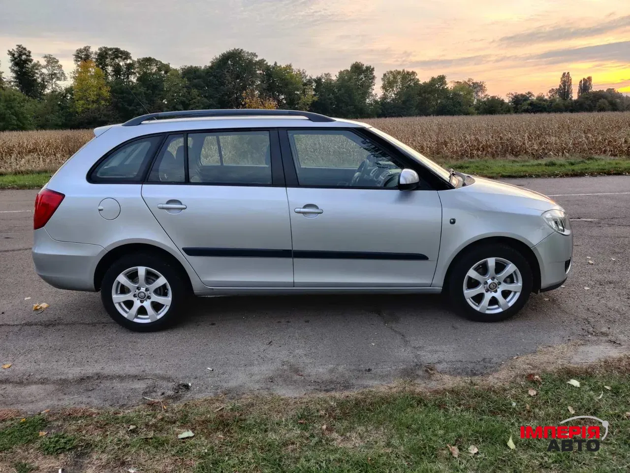 Skoda Fabia - фото 11