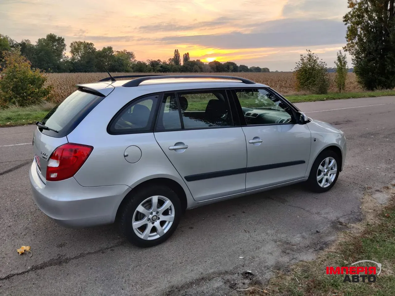 Skoda Fabia - фото 8