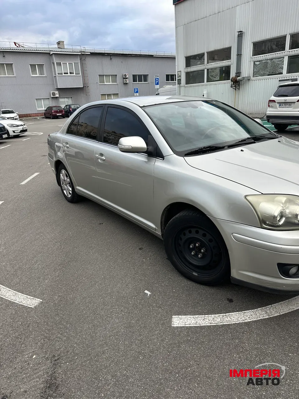 Toyota Avensis - фото 9