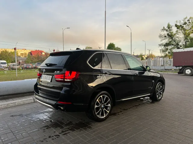 BMW X5 - фото 3
