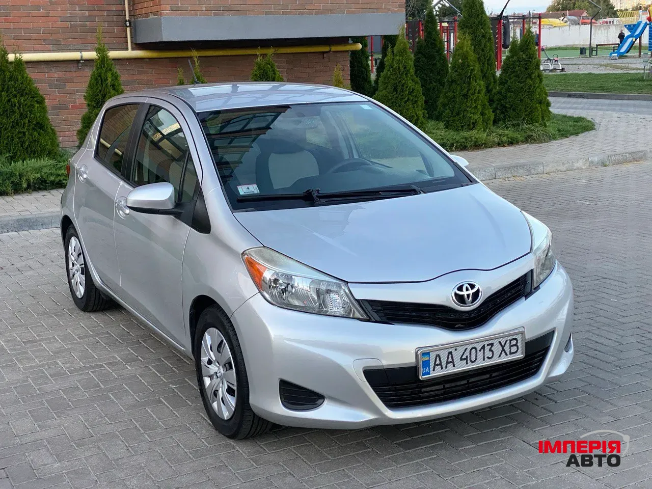 Toyota Yaris - фото 4