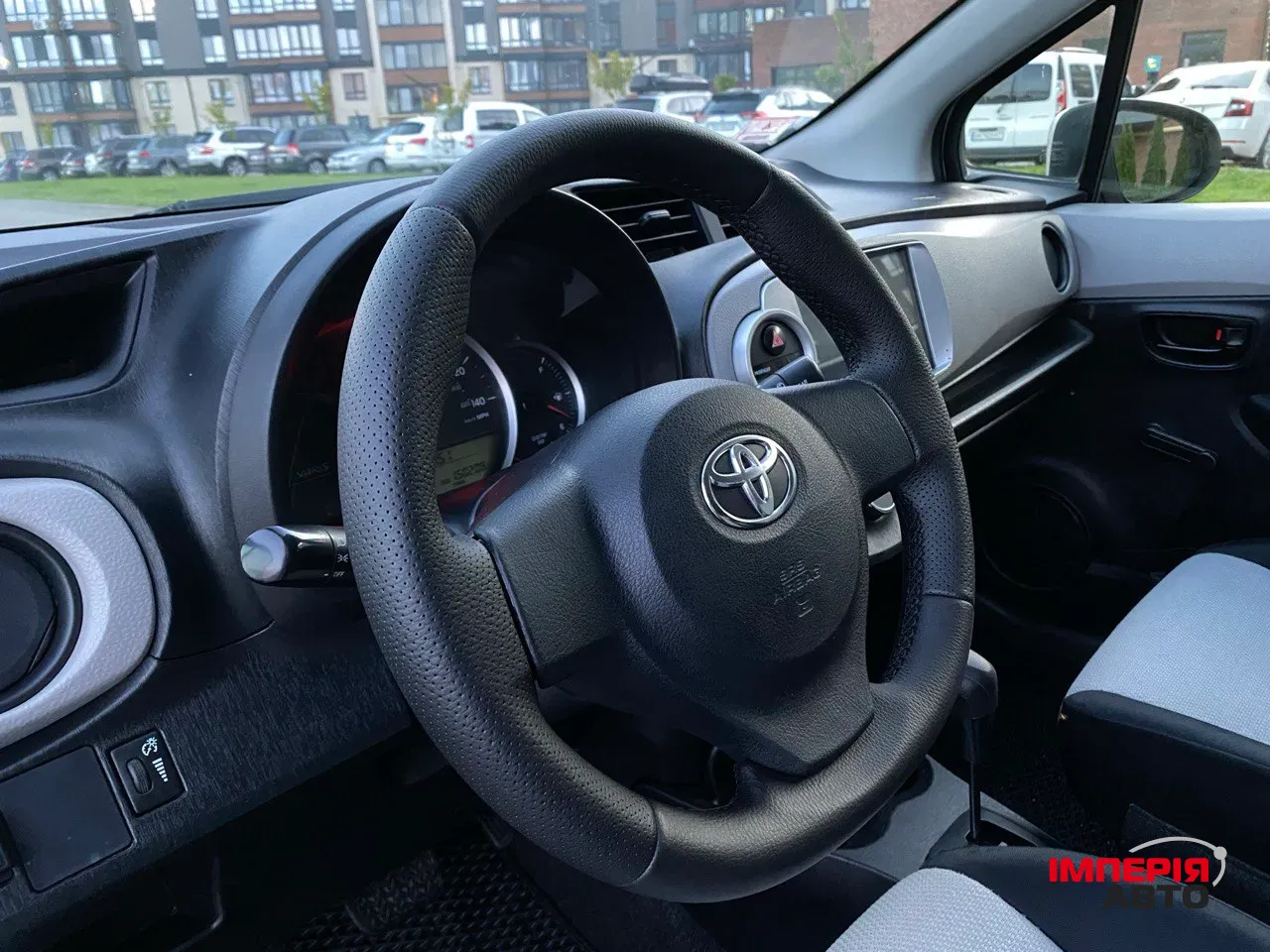 Toyota Yaris - фото 10