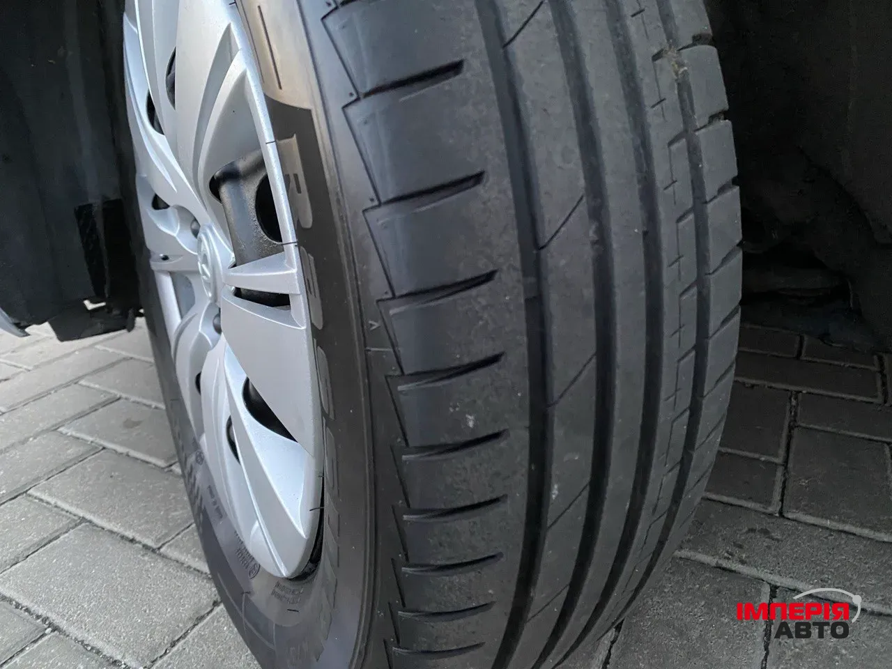 Toyota Yaris - фото 19