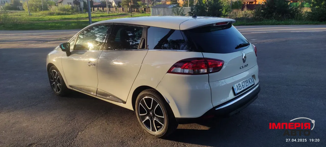 Renault Clio - фото 7