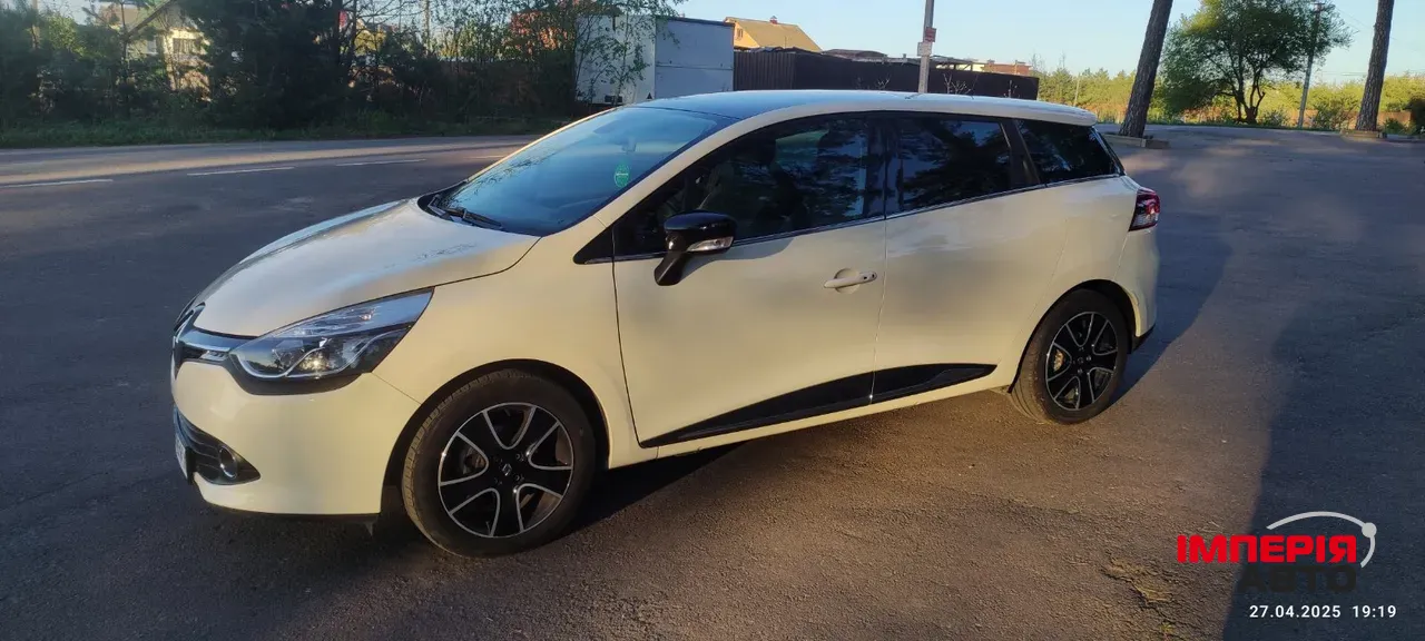 Renault Clio - фото 15