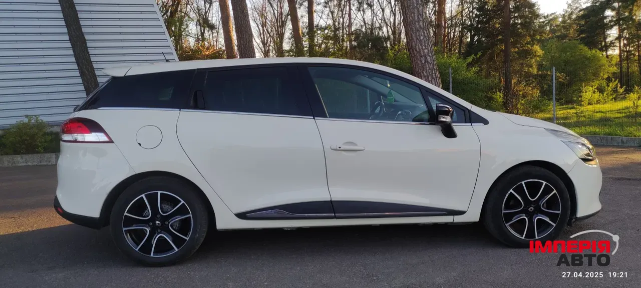 Renault Clio - фото 17