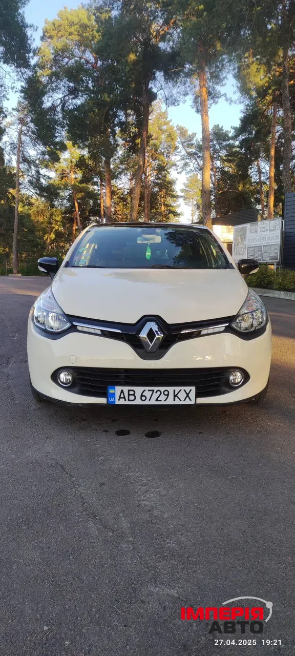Renault Clio - фото 14