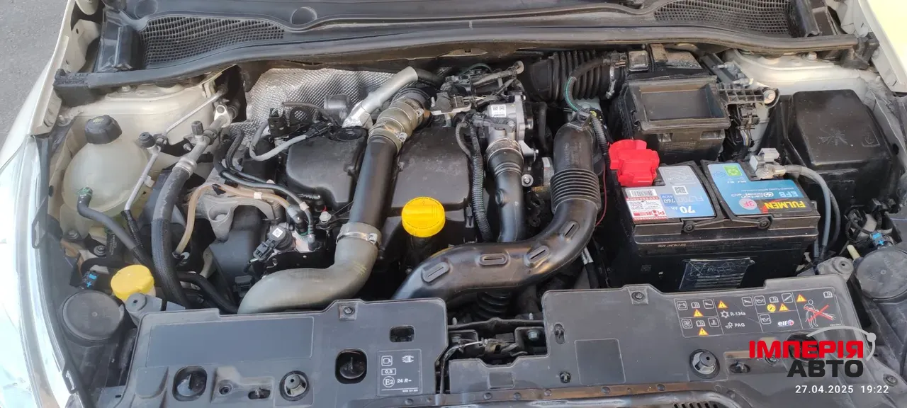 Renault Clio - фото 16