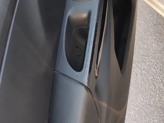 Renault Clio - фото 5