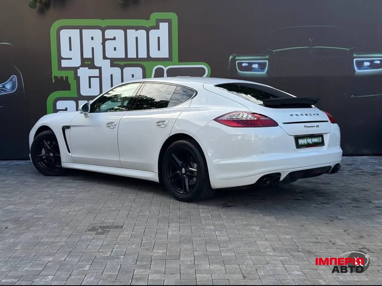 Porsche Panamera - фото 2