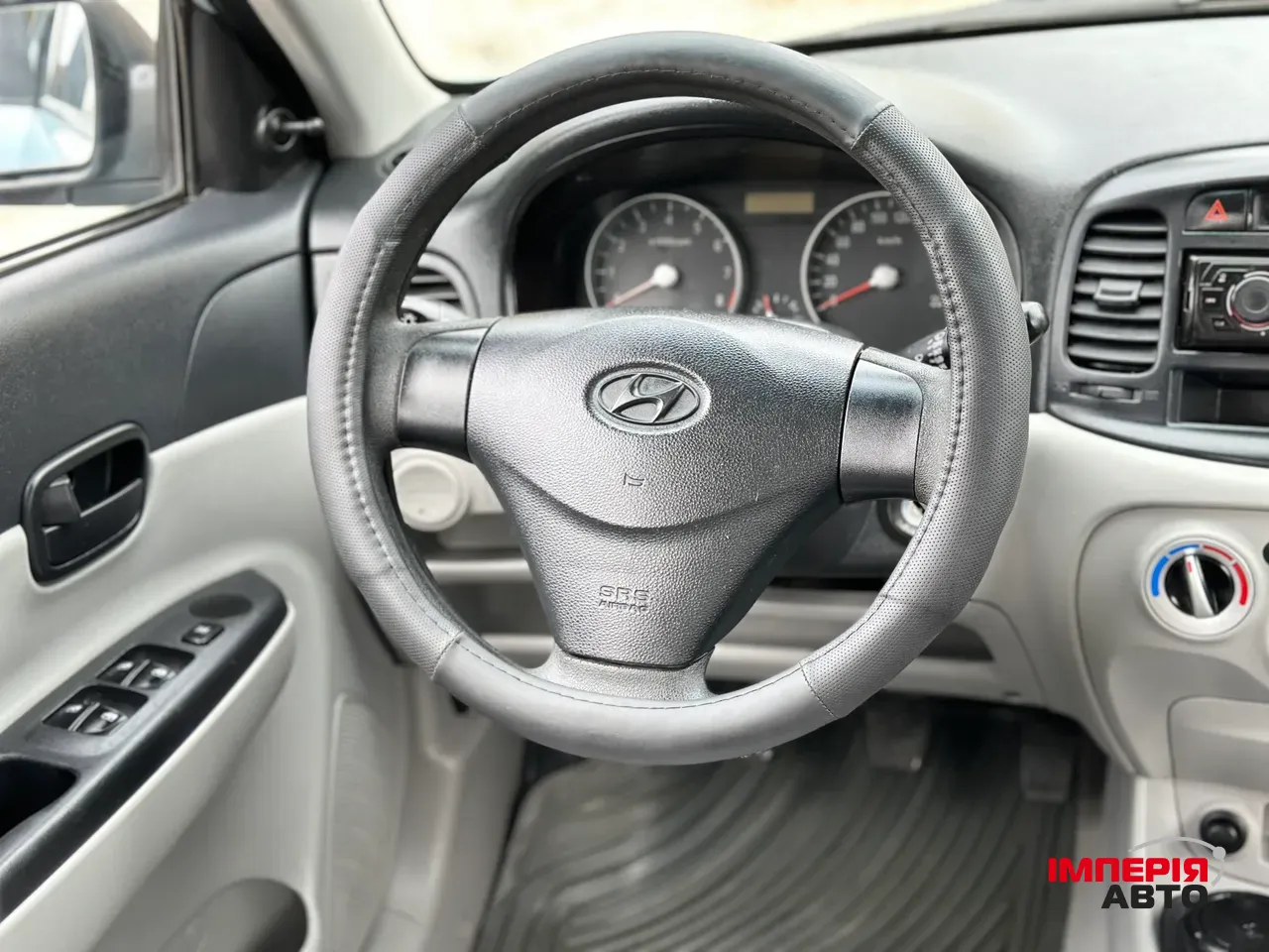 Hyundai Accent - фото 18