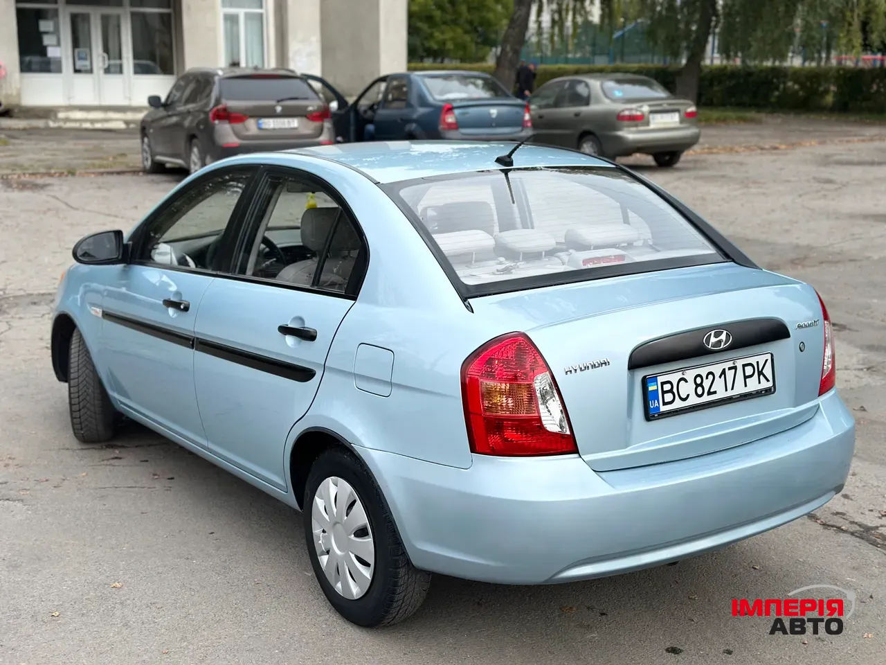 Hyundai Accent - фото 3