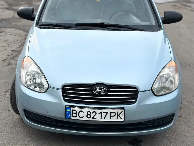Hyundai Accent - фото 2