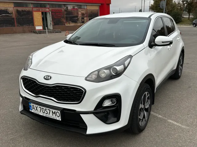 Kia Sportage - фото 1