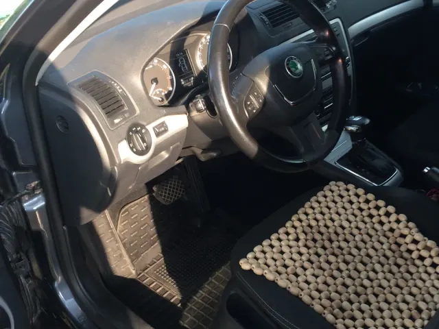 Skoda Octavia - фото 5