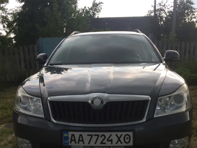 Skoda Octavia - фото 1