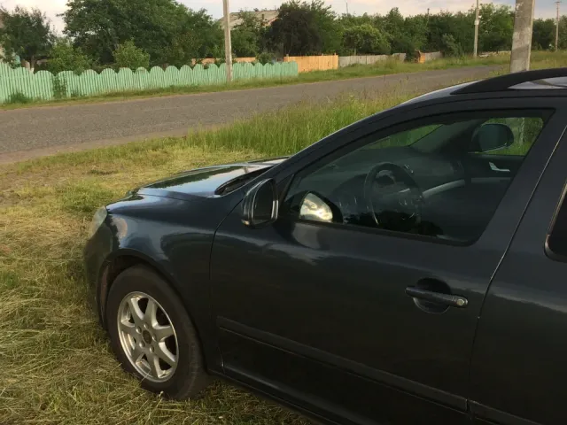 Skoda Octavia - фото 2