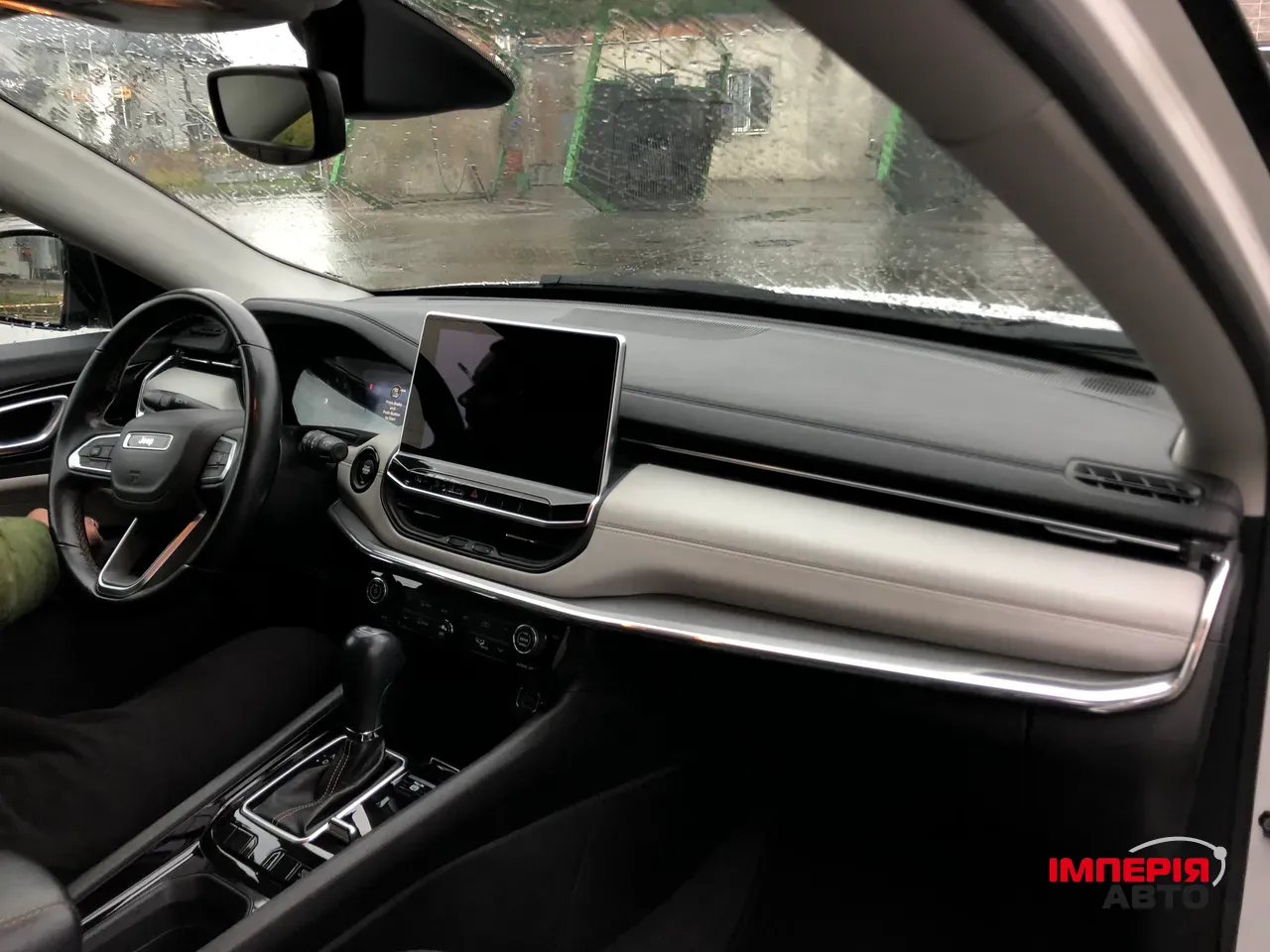 Jeep Compass - фото 6