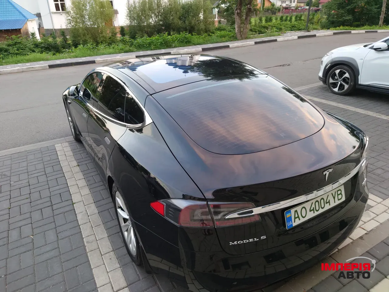 Tesla Model S - фото 10