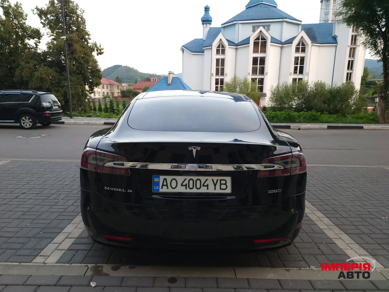 Tesla Model S - фото 12