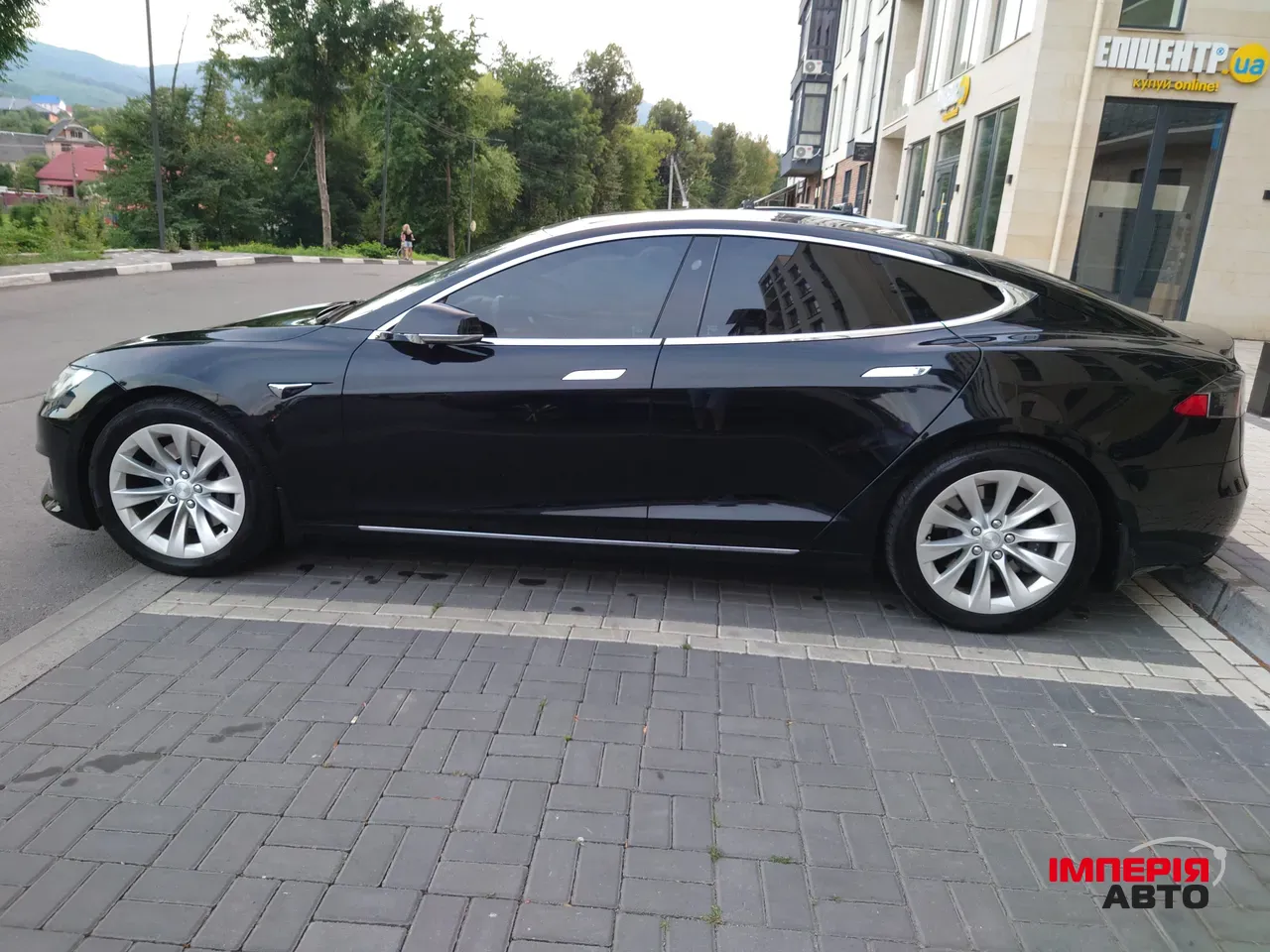 Tesla Model S - фото 5