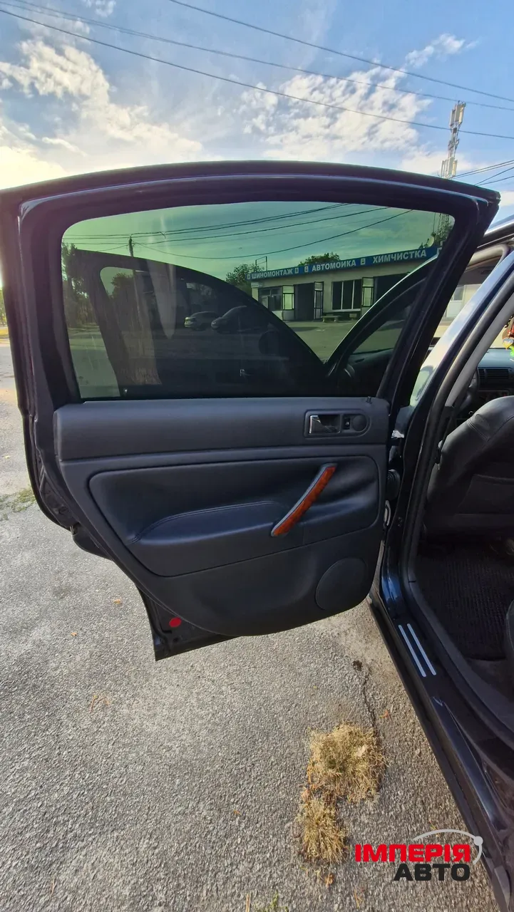 Volkswagen Passat - фото 16