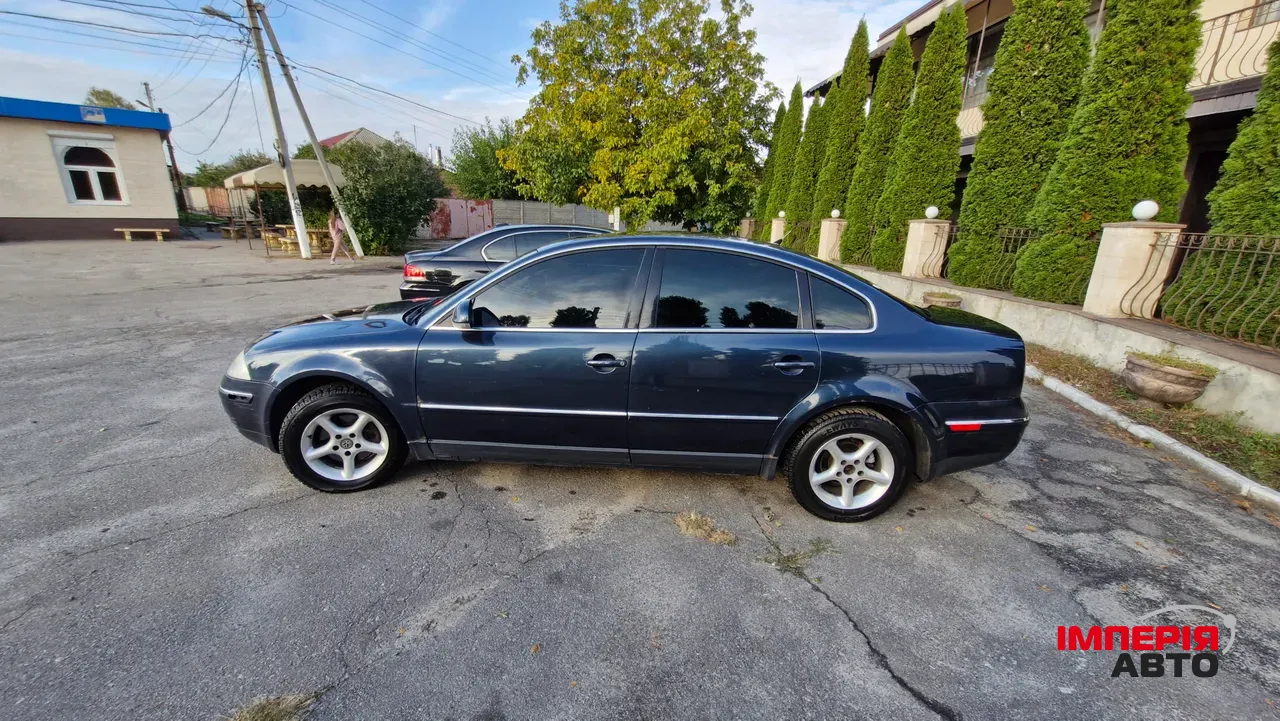 Volkswagen Passat - фото 5