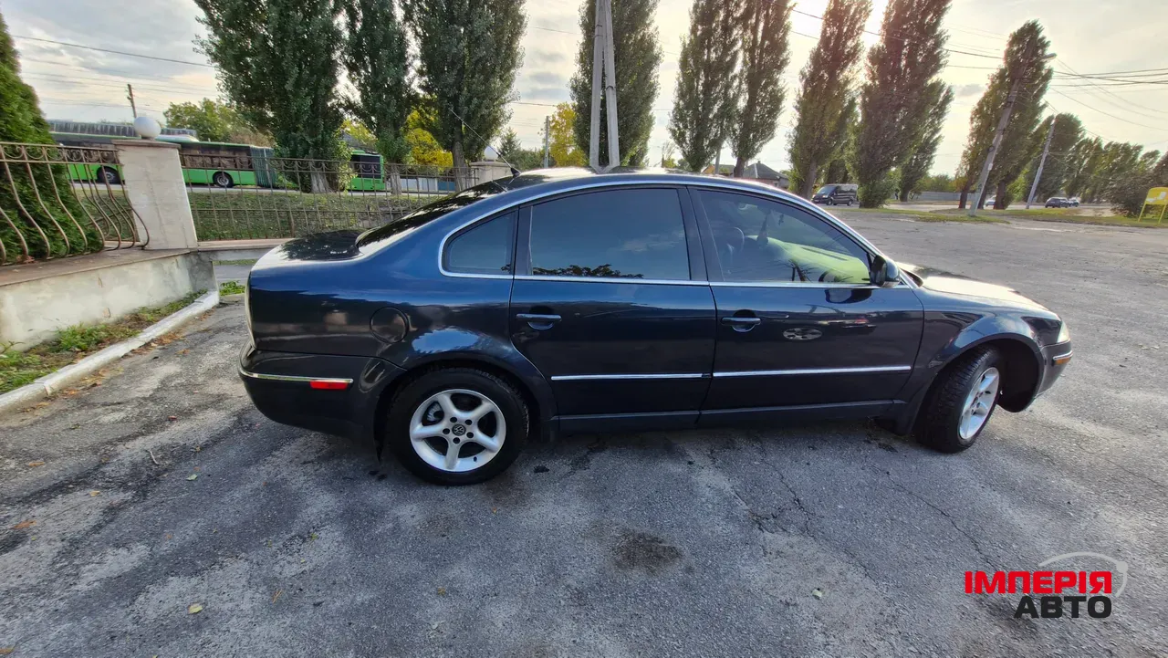 Volkswagen Passat - фото 2