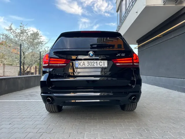 BMW X5 - фото 3