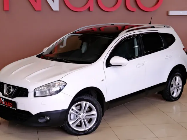 Nissan Qashqai+2 - фото 2