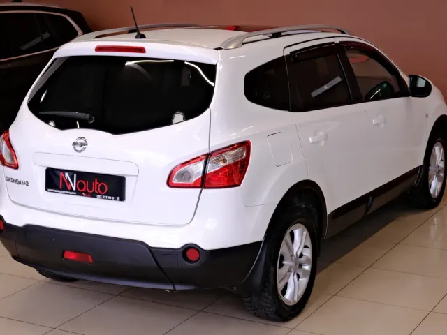 Nissan Qashqai+2 - фото 5