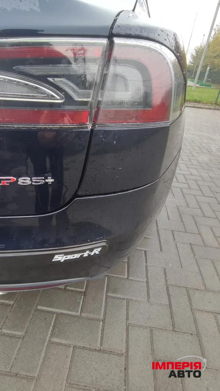 Tesla Model S - фото 2