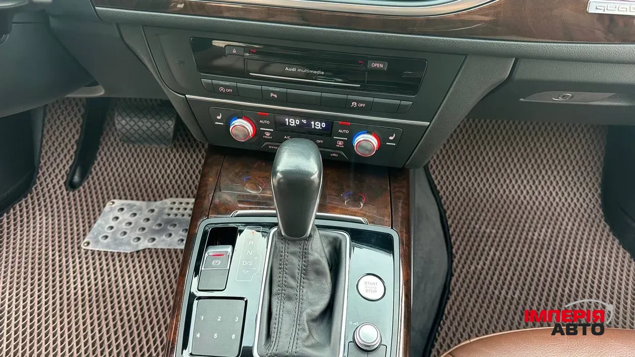 Audi A6 - фото 20