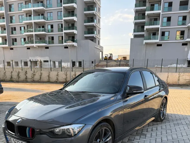 BMW 3 серії - фото 1