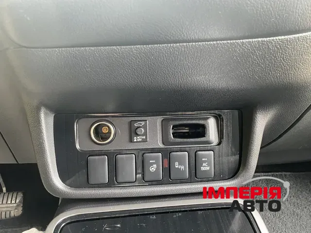 Mitsubishi Outlander - фото 22