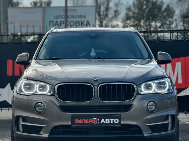 BMW X5 - фото 3