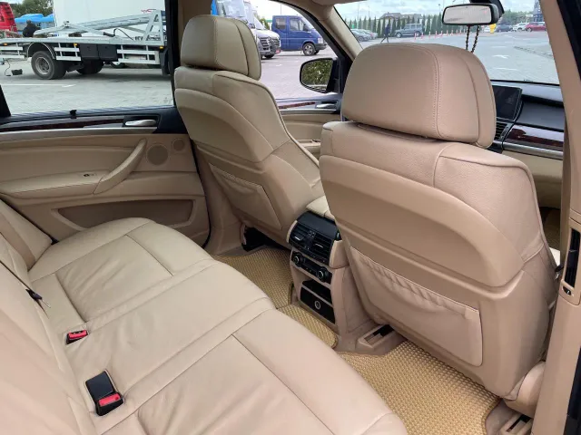 BMW X5 - фото 4