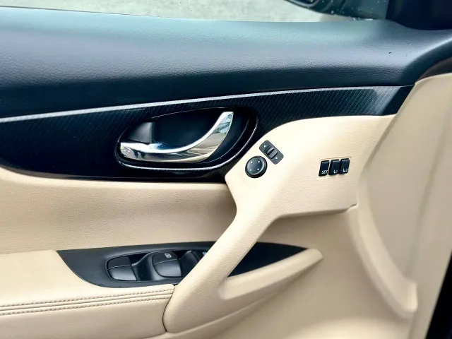 Nissan Rogue - фото 4