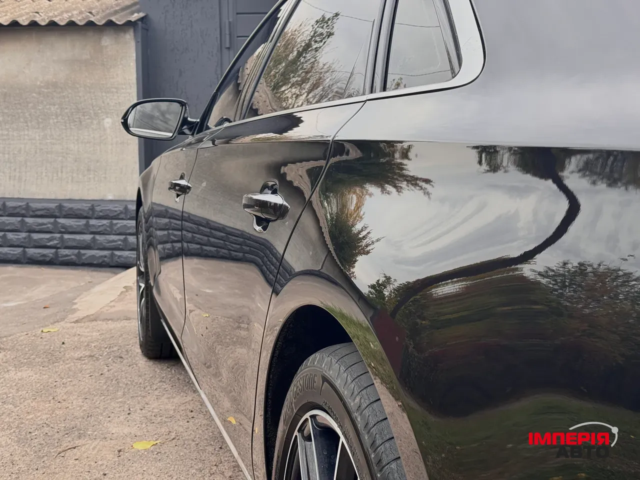 Audi A8 - фото 2