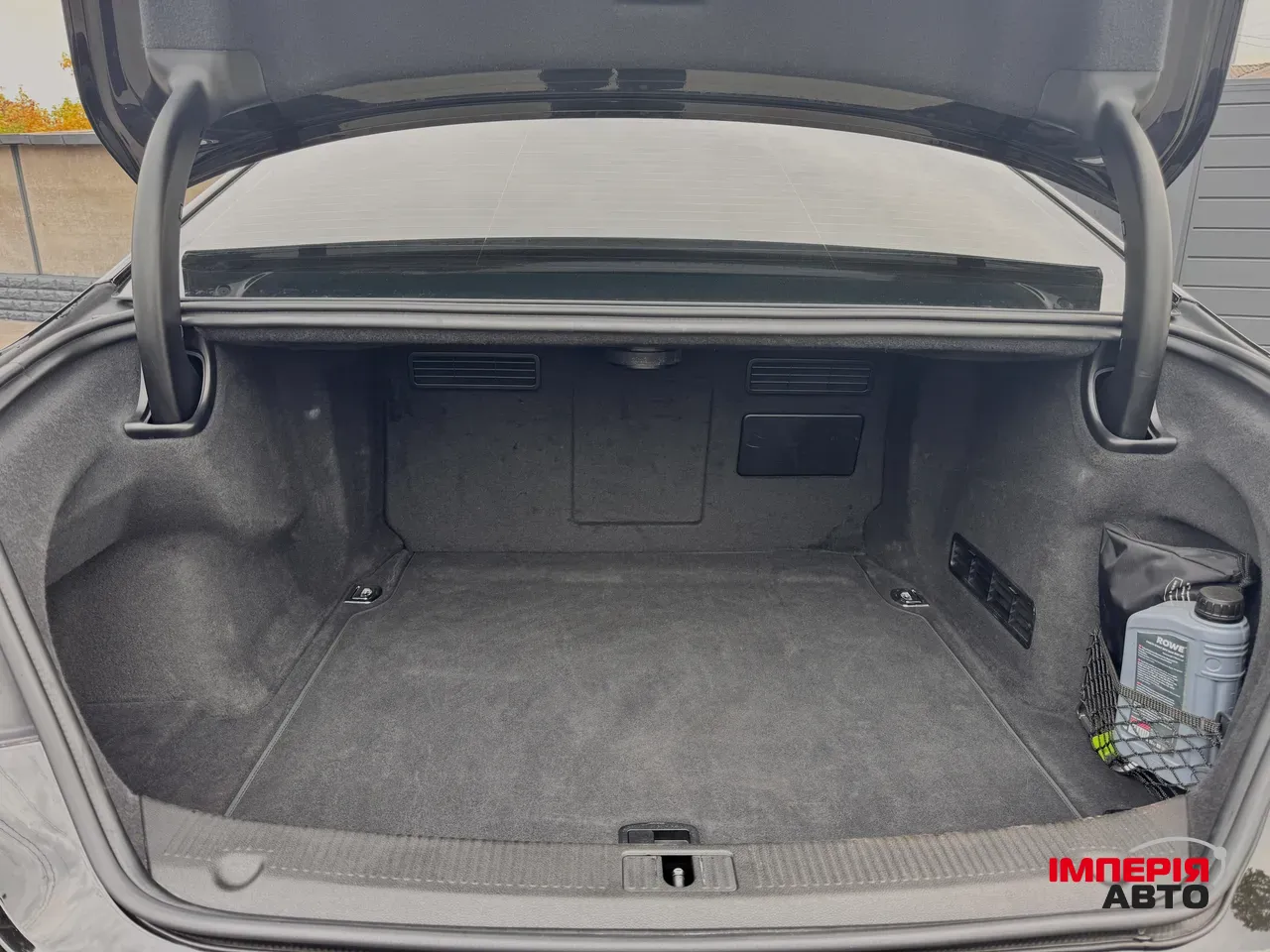 Audi A8 - фото 15