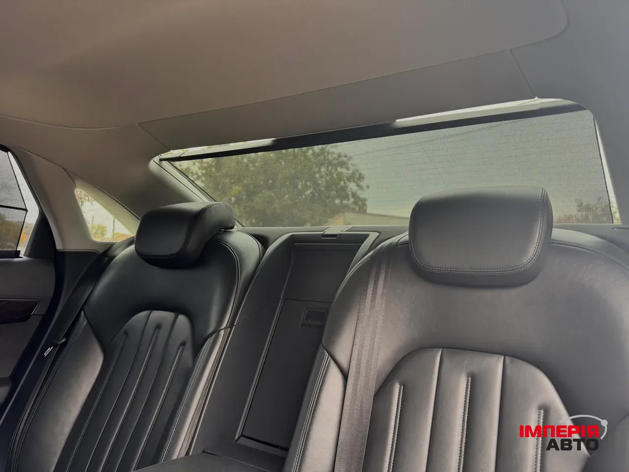 Audi A8 - фото 13