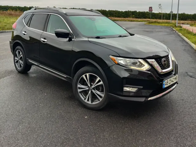 Nissan Rogue - фото 1