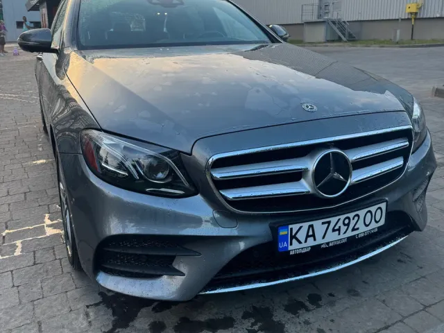Mercedes-Benz E-Класс - фото 1