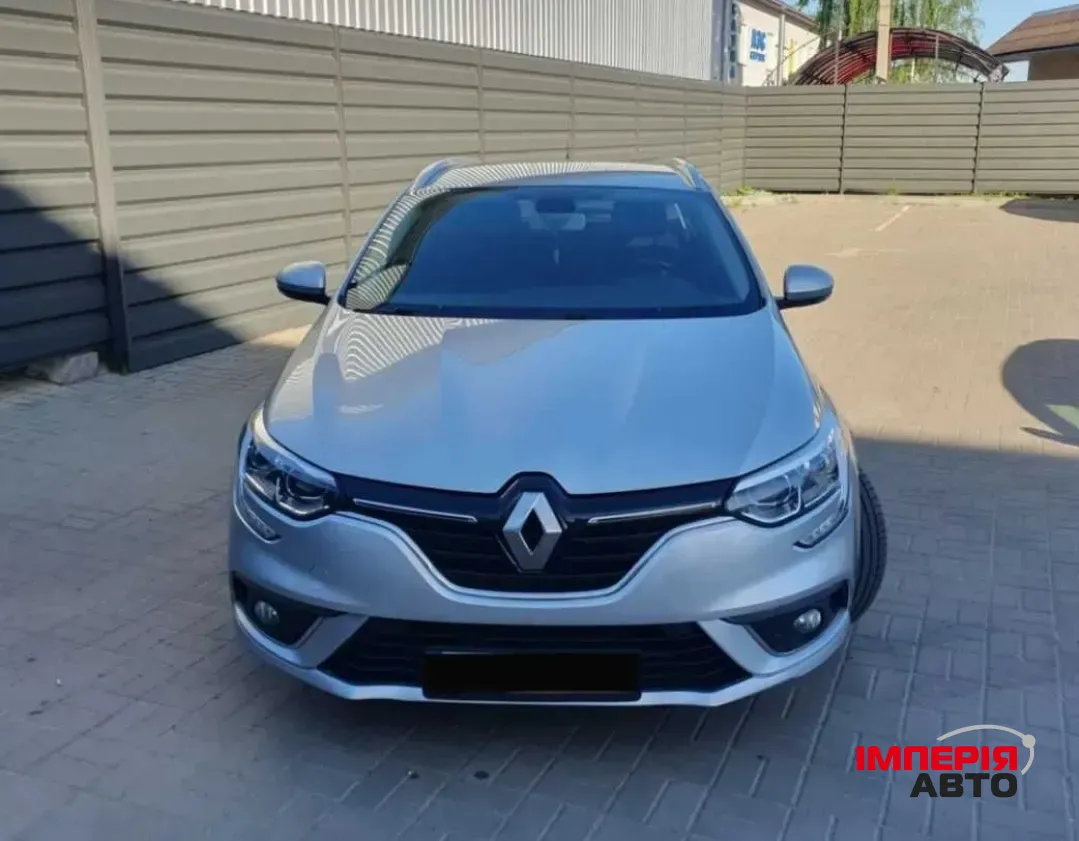 Renault Megane - фото 2